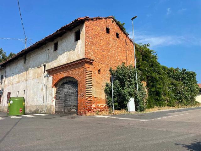 Rustico in vendita a Sommariva del Bosco, Piemonte