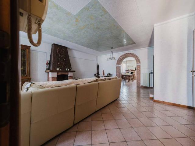 Villa Schiera in vendita a Palazzolo, Sona