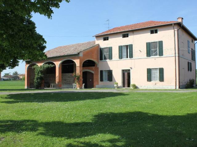 Rustico in vendita a Castellina San Pietro, Soragna