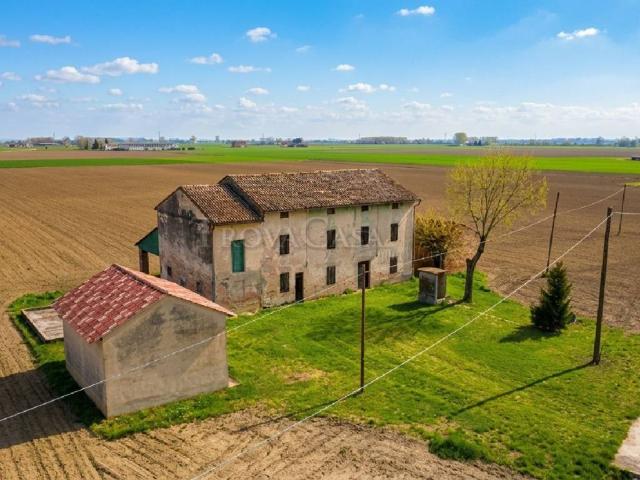 Rustico in vendita a Soragna, Reggio Emilia