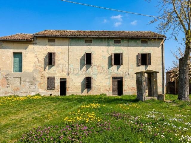 Rustico in vendita a Soragna, Reggio Emilia