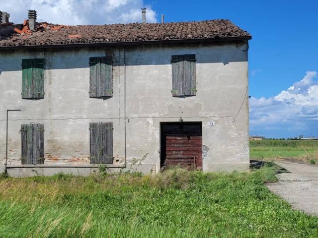 Rustico in vendita a Soragna, Reggio Emilia