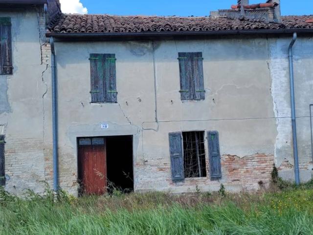 Rustico in vendita a Soragna, Reggio Emilia