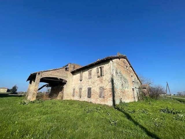 Rustico in vendita a Soragna, Reggio Emilia