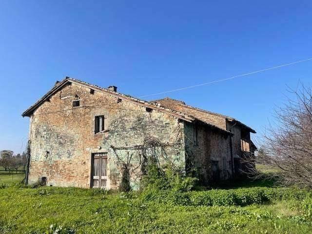 Rustico in vendita a Soragna, Reggio Emilia
