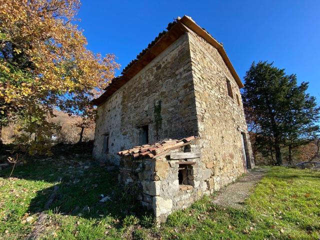 Rustico in vendita a Unione di Comuni Montani Colline del Fiora, Sorano