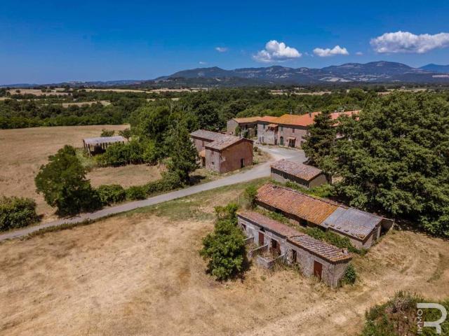 Rustico in vendita a Unione di Comuni Montani Colline del Fiora, Sorano