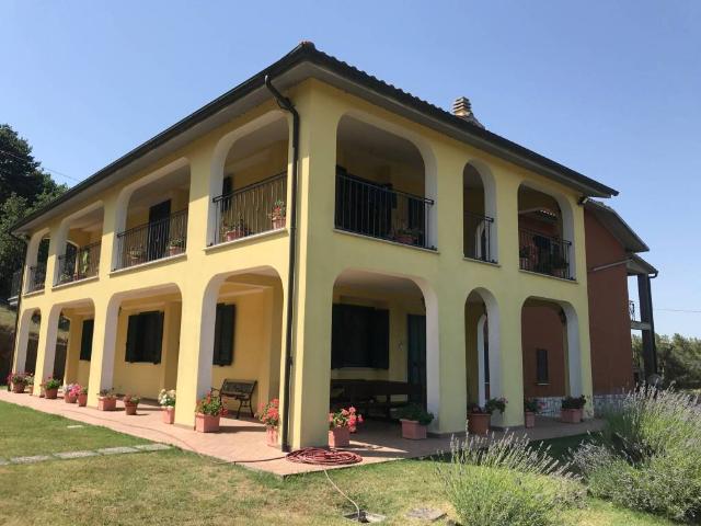Rustico in vendita a Unione di Comuni Montani Colline del Fiora, Sorano