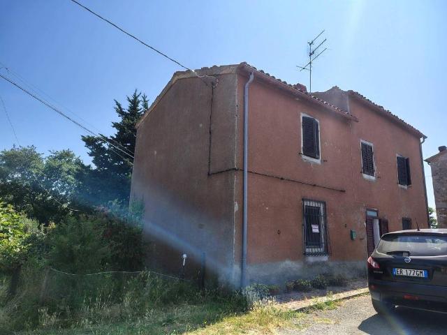 Rustico in vendita a Unione di Comuni Montani Colline del Fiora, Sorano