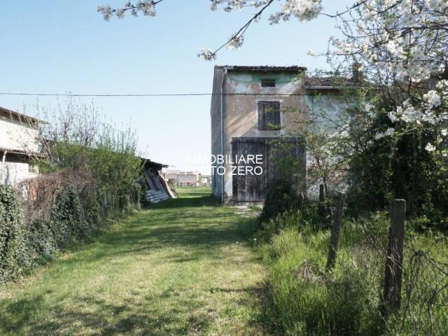 Rustico in vendita a Sorbolo Mezzani, Mezzani