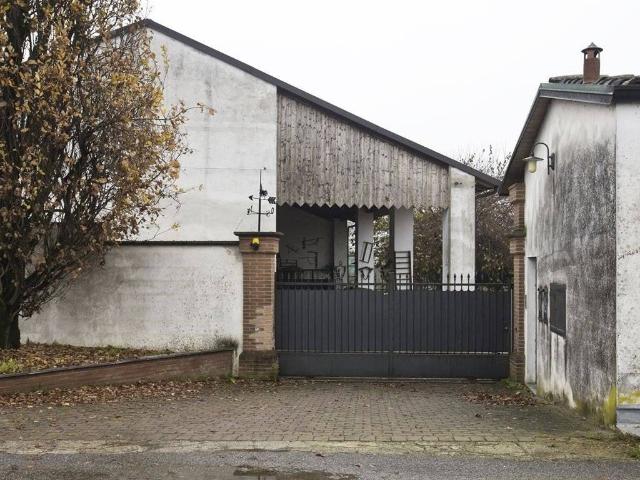 Rustico in vendita a Soresina, Lombardia