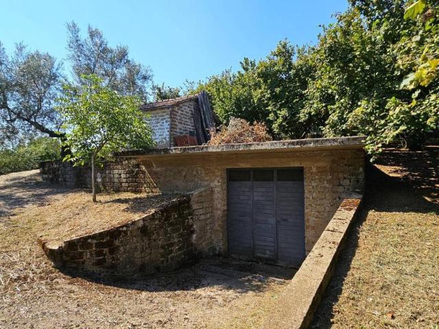 Rustico in vendita a Soriano Nel Cimino, Lazio
