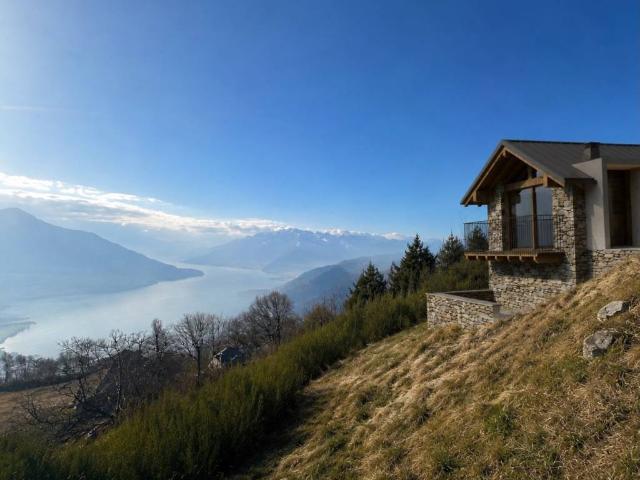 Rustico in vendita a Sorico, Lombardia