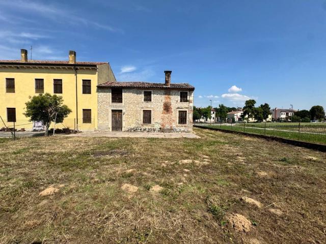 Rustico in vendita a Sossano, Veneto
