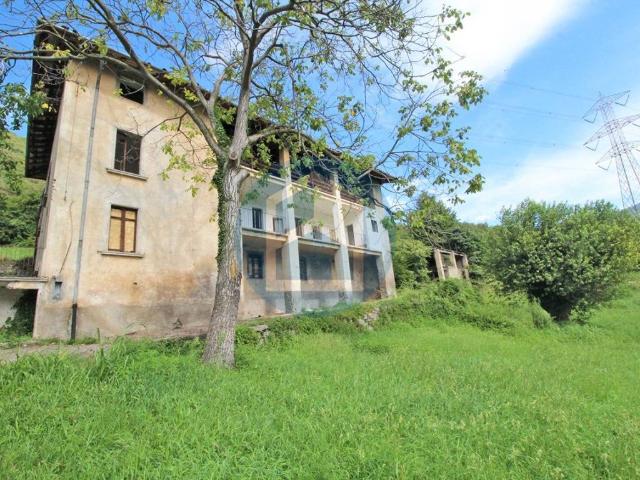 Rustico in vendita a Sovere, Lombardia