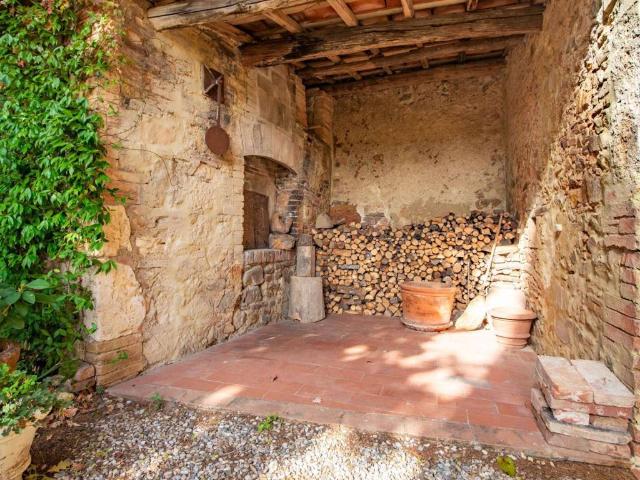 Rustico in vendita a Sovicille, Toscana