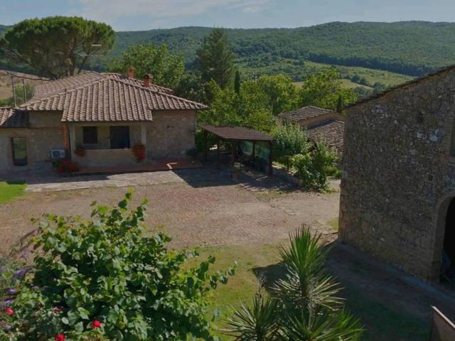 Rustico in vendita a Sovicille, Toscana