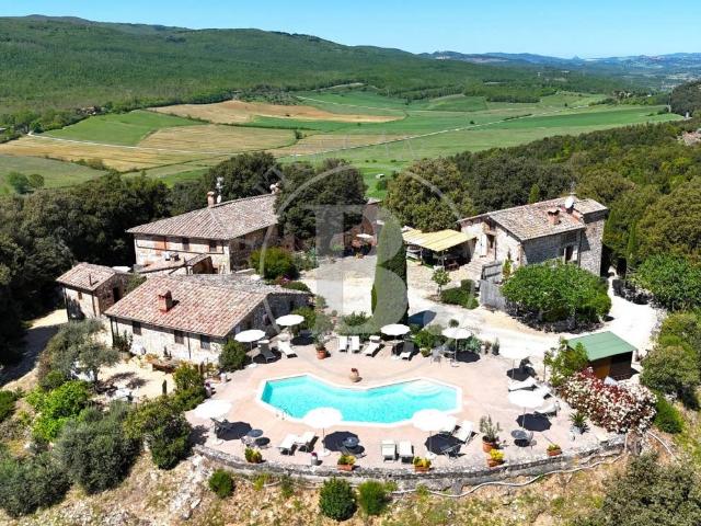 Rustico in vendita a Sovicille, Toscana
