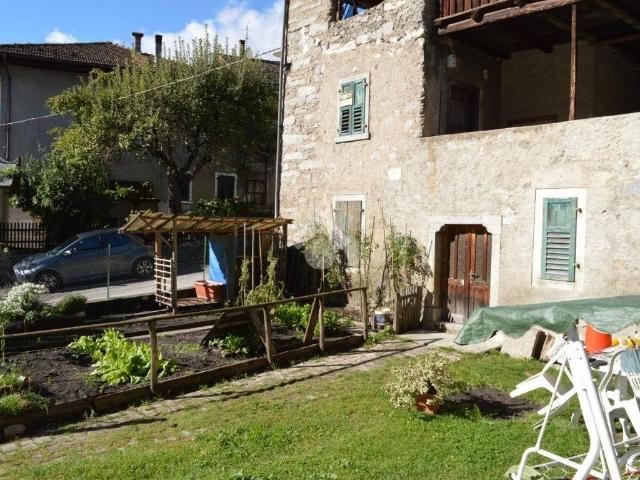 Rustico in vendita a Borzago, Spiazzo