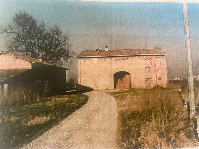 Rustico in vendita a Unione di comuni Terre di Castelli, Spilamberto