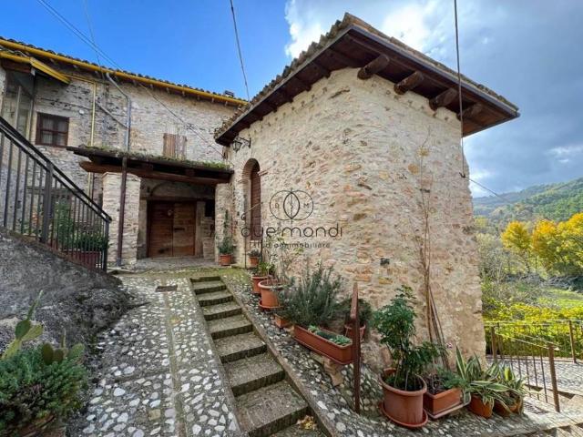 Rustico in vendita a Arezzo, Spoleto
