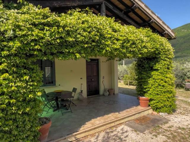 Rustico in vendita a Spoleto, Umbria
