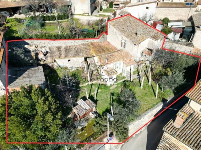 Rustico in vendita a Spoleto, Umbria