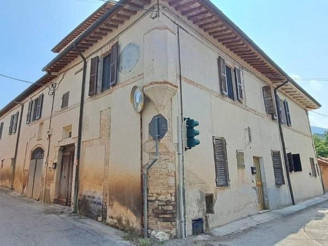 Rustico in vendita a Spoleto, Umbria