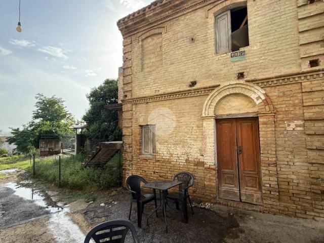Rustico in vendita a Spoltore, Abruzzo