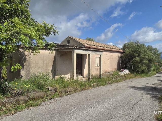 Rustico in vendita a Stella Cilento, Campania