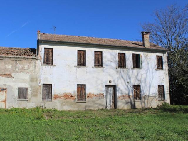 Rustico in vendita a Stienta, Veneto