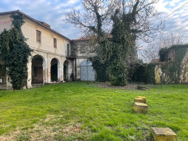 Rustico in vendita a Stra, Veneto