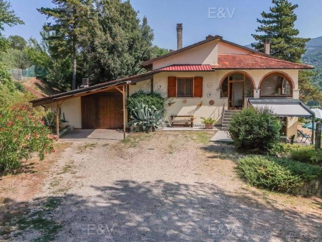 Rustico in vendita a Vogognano, Subbiano