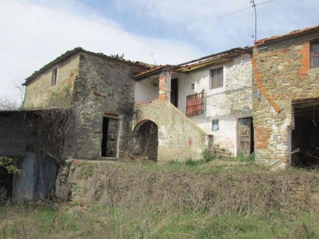 Rustico in vendita a Subbiano, Toscana