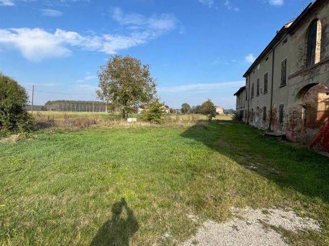 Rustico in vendita a Riva, Suzzara