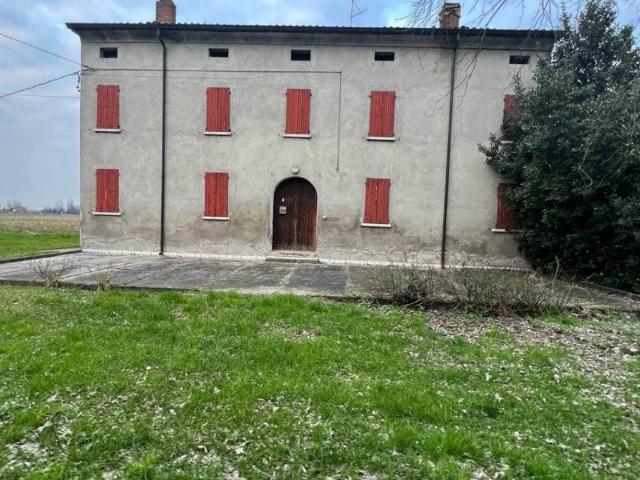 Rustico in vendita a Bassa Reggiana, Suzzara