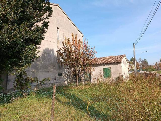 Rustico in vendita a Suzzara, Lombardia