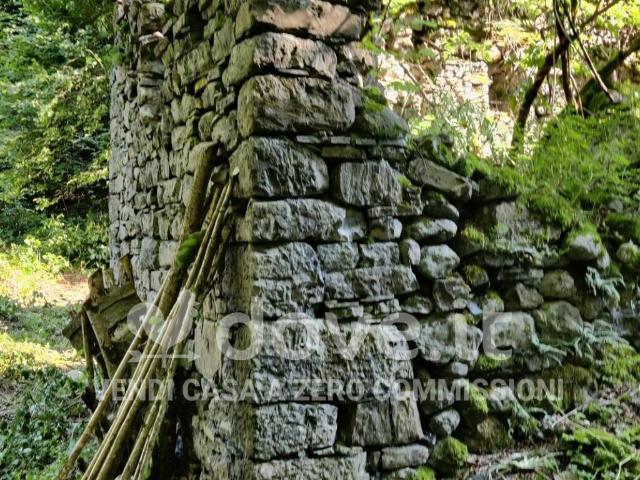 Rustico in vendita a Comunità Montana della Valle Brembana, Taleggio