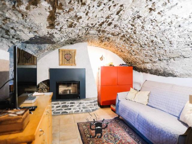 Rustico in vendita a Comunità Montana della Valle Brembana, Taleggio