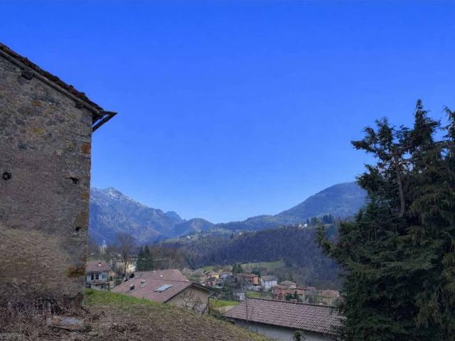 Rustico in vendita a Comunità Montana della Valle Brembana, Taleggio