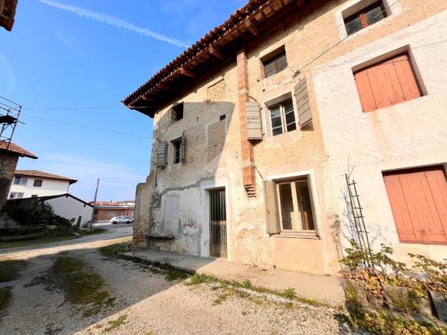 Rustico in vendita a Talmassons, Friuli-Venezia Giulia