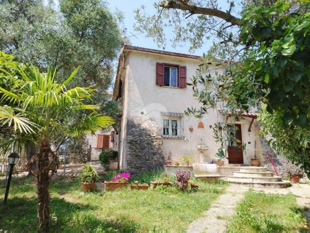 Rustico in vendita a San Giorgio, Tarano