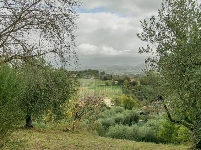 Rustico in vendita a Tarano, Lazio