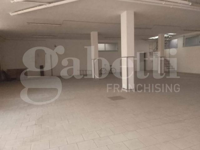 Box in vendita a Puglia, Taranto