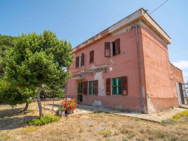 Rustico in vendita a Tarquinia, Lazio