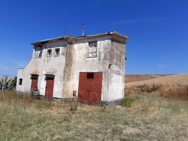 Rustico in vendita a località Pianbovaro, Tarquinia