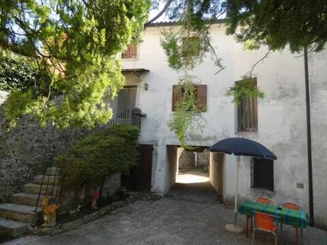 Rustico in vendita a Tarzo, Veneto