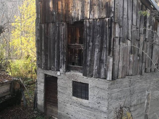 Rustico in vendita a Comunità montana della valle Camonica, Temù