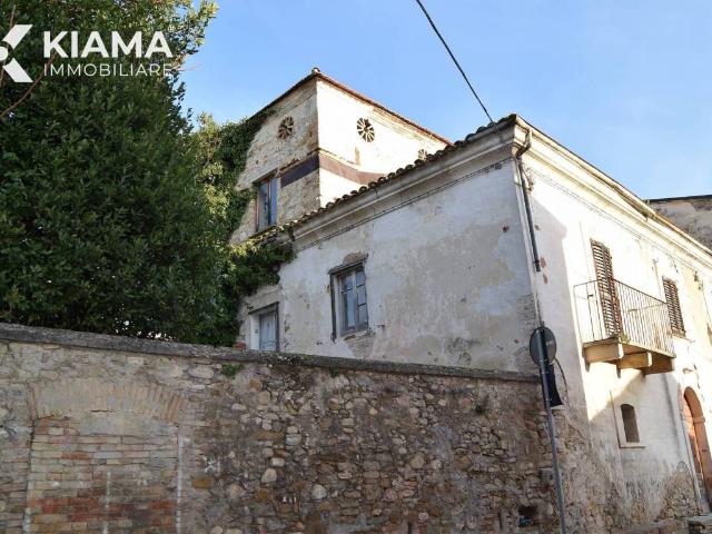 Rustico in vendita a San Benedetto, Teramo