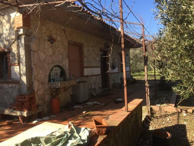 Rustico in vendita a Terracina, Lazio